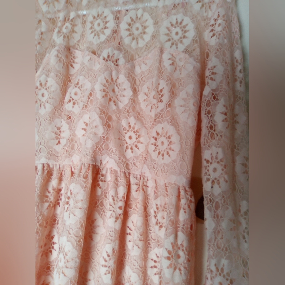 FOREVER 21 Elegant Pink Lace Dress SIZE MEDIUM - Picture 5 of 8